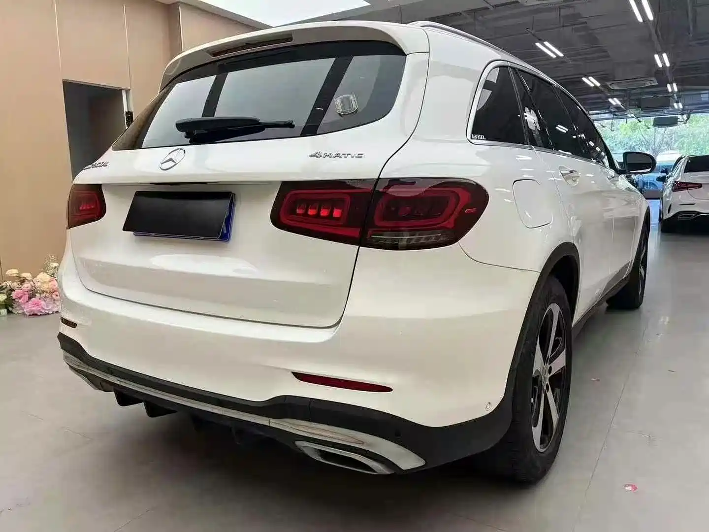Фото 8 - Mercedes-Benz GLC