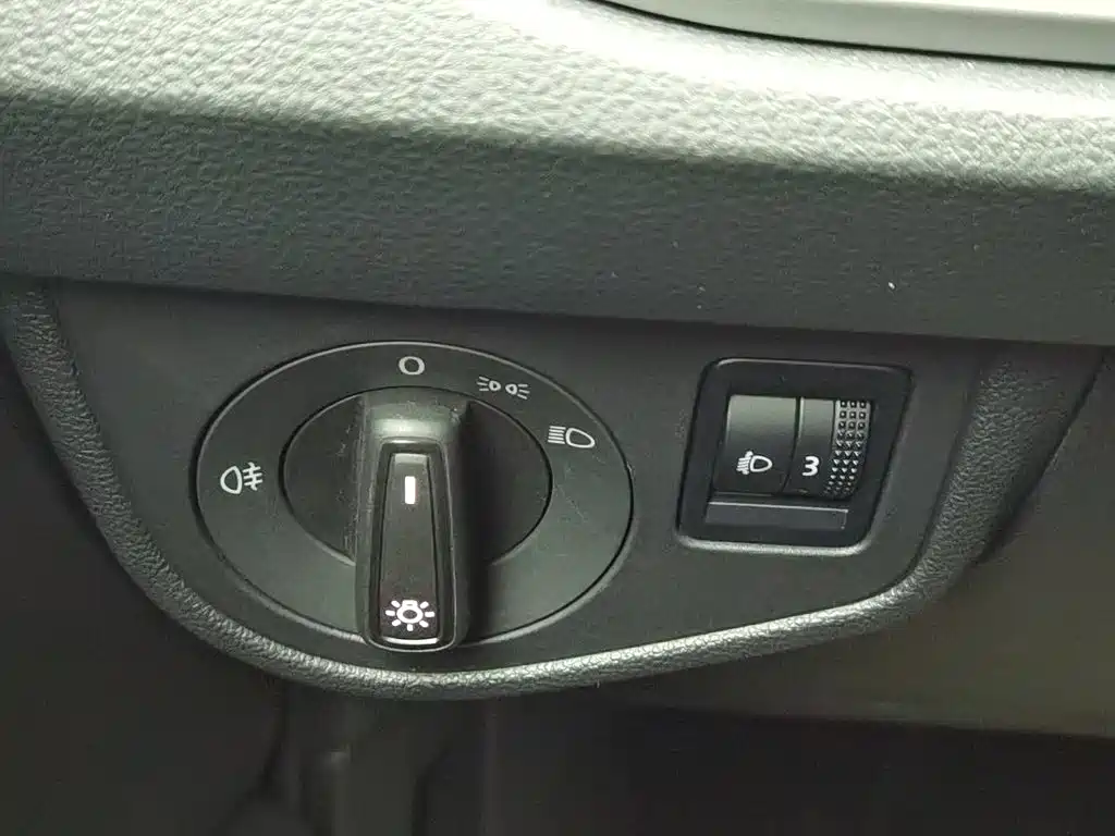 Volkswagen Polo 2023 2023 Facelift Plus 1.5L Auto Joyful Living Edition