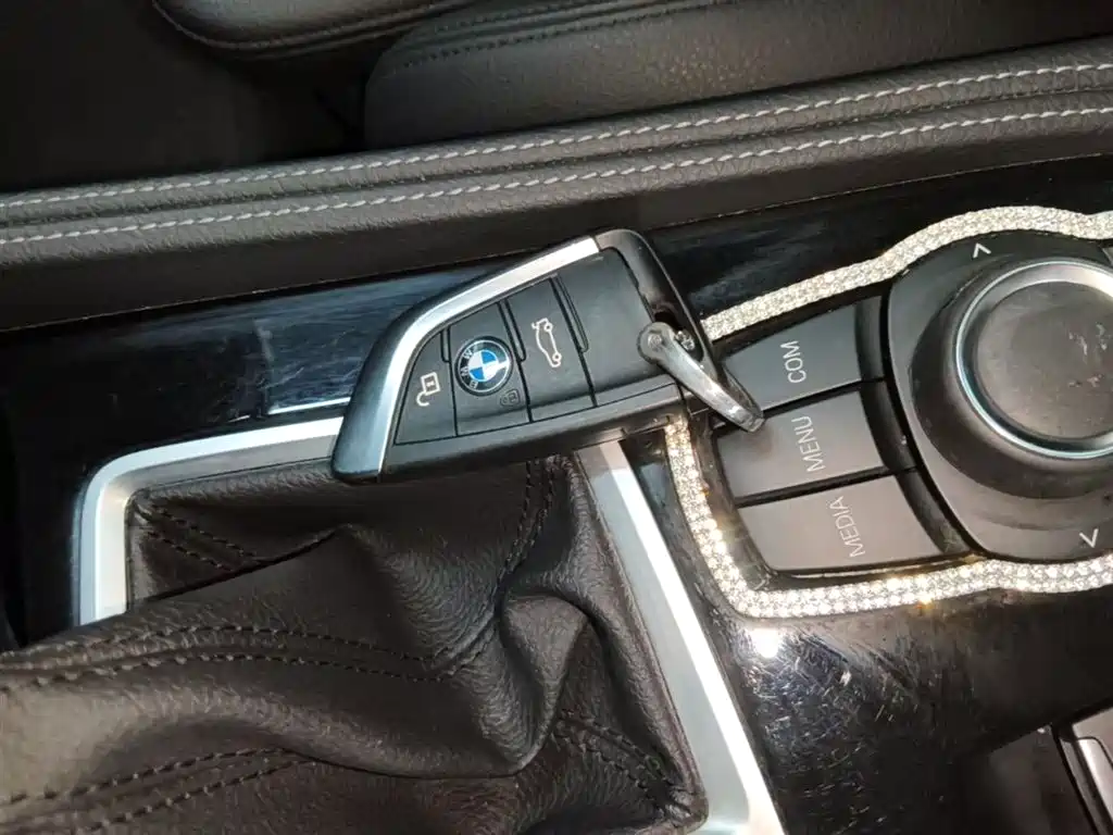 BMW 1 Series 2018 Facelift 118i Sport фото 9