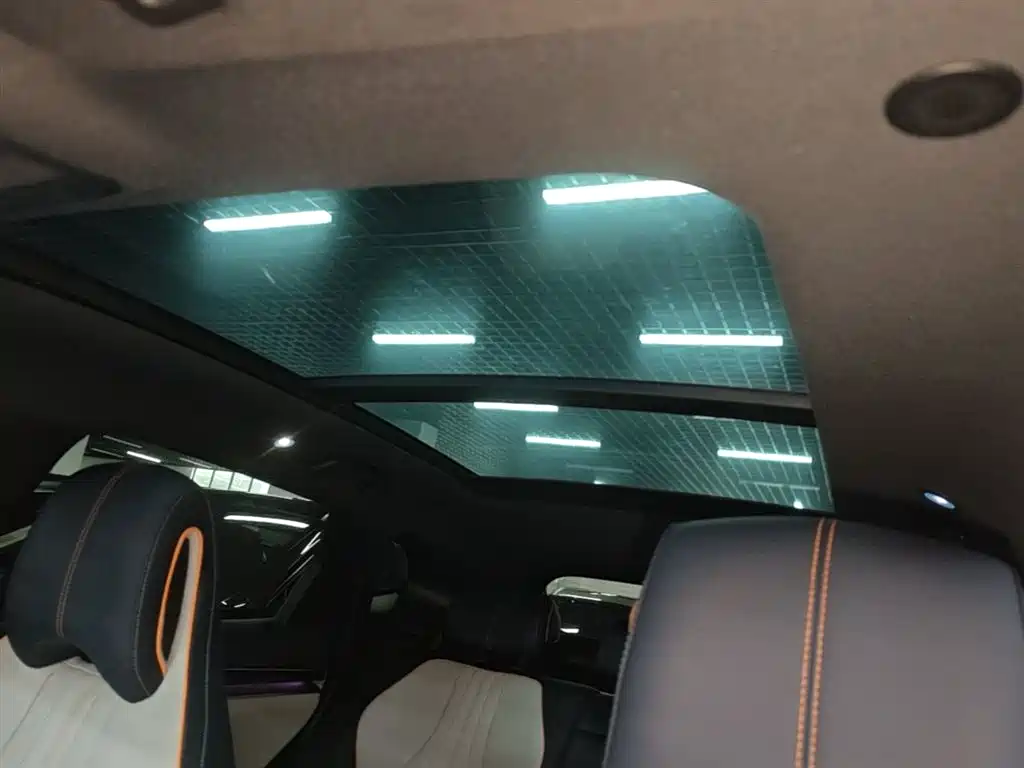 BYD Song PLUS PHEV 2024 Glory Edition DM-i 110km Flagship PLUS фото 18