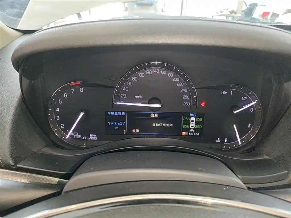 Cadillac ATS-L 2017 28T Technology фото 12