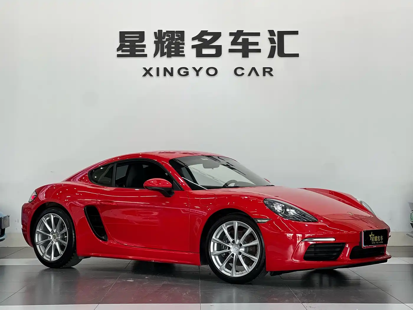 Porsche 718 2018 Cayman 2.0T фото 5