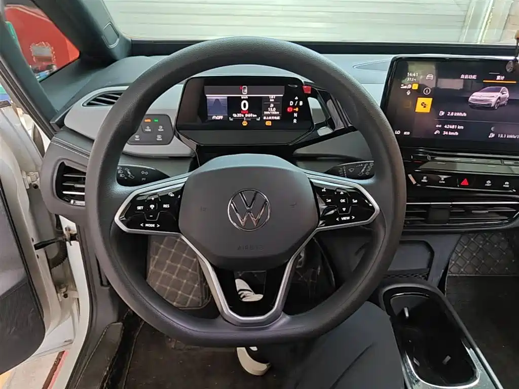 Volkswagen ID.3 2024 Pure Smart Edition фото 11