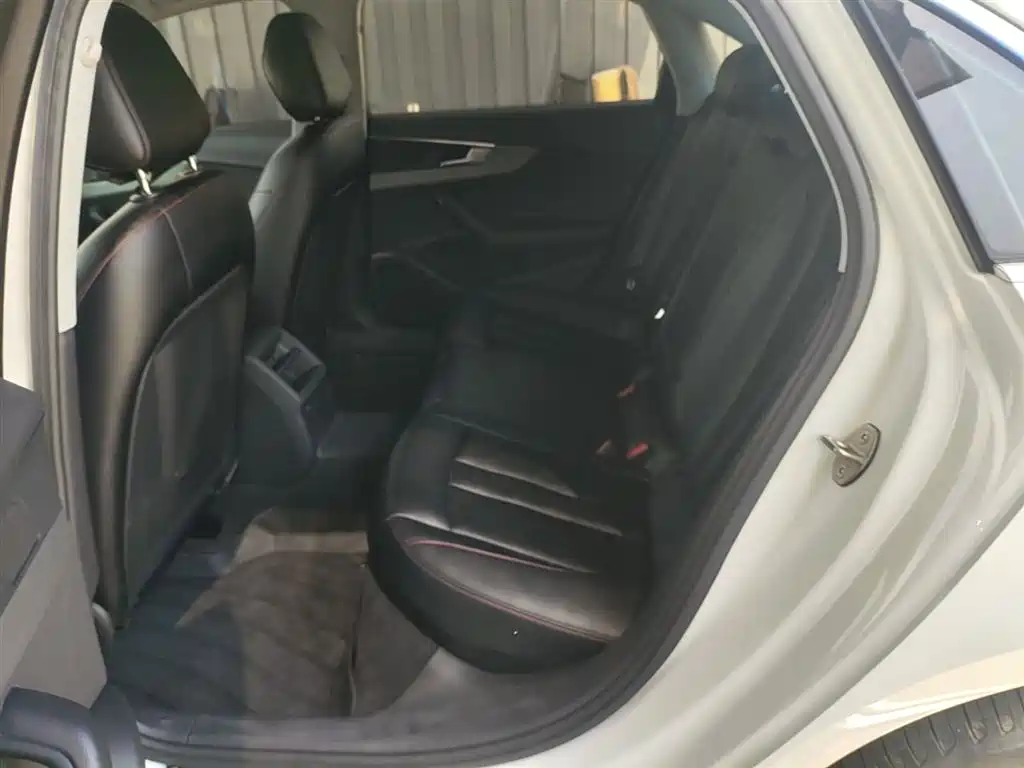Audi A4L 2019 40 TFSI Progressive (China VI) фото 17