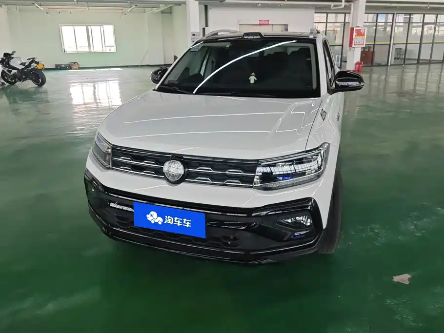 Volkswagen T-Cross 2019 1.5L Automatic Comfort Edition фото 2