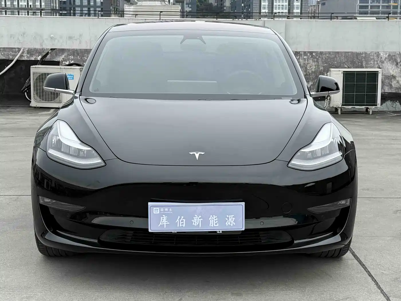 TESLA MODEL 3 (IMPORTED)