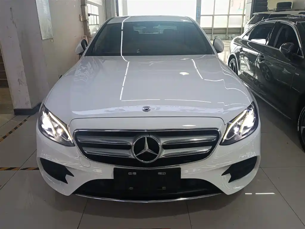 Mercedes-Benz E-Class 2016 E 200 L Sport Type фото 3