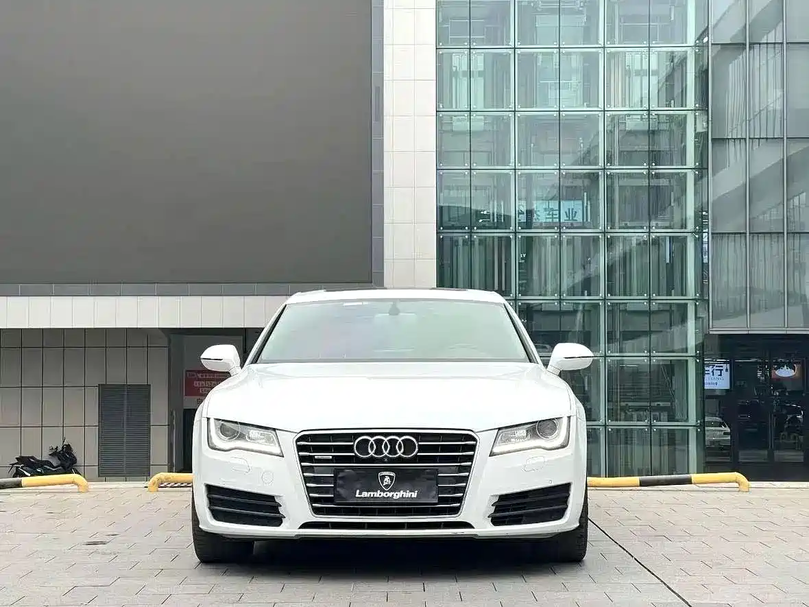 Audi A7 2014 50 TFSI quattro Comfort Edition фото 2