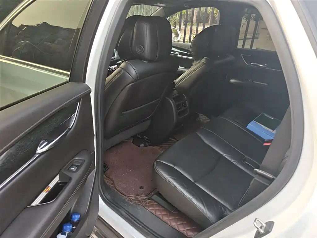 Cadillac XT5 2020 28T AWD Luxury Model фото 15