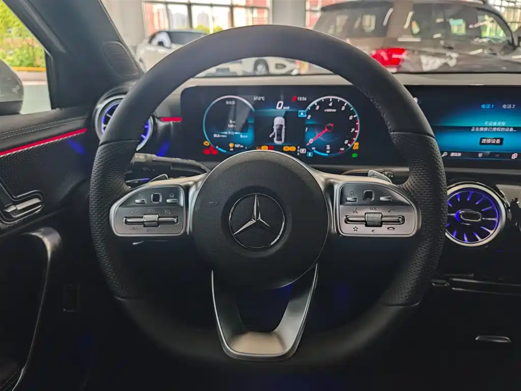 Mercedes-Benz A-Class 2021 A 200 L Sport Sedan Fashion Edition фото 19