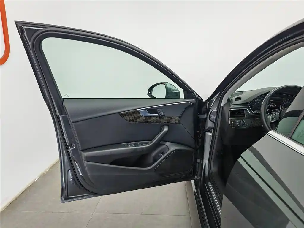 Audi A4L 2019 40 TFSI Progressive (China V) фото 8
