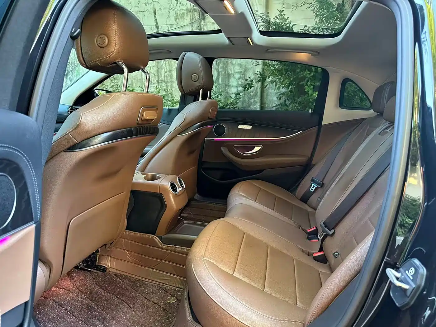 Mercedes-Benz E-Class 2019 E 300 L Sport Fashion фото 7
