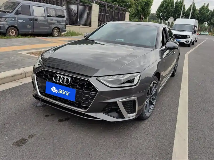 Audi A4L 2023 40 TFSI Fashion Dynamic