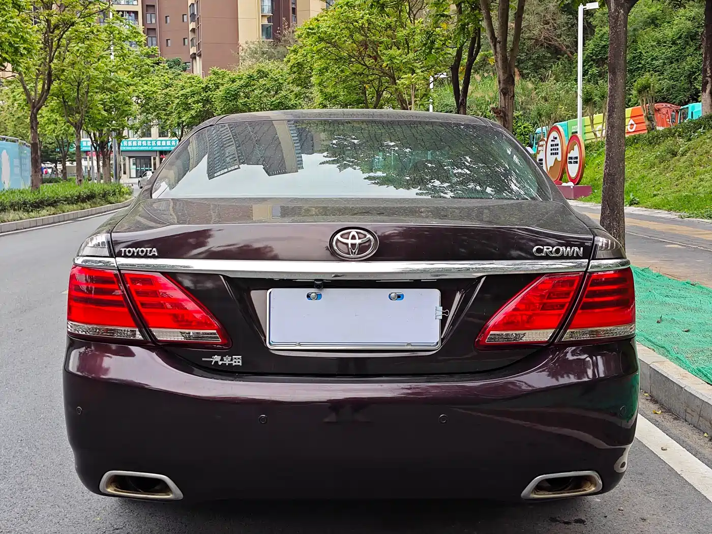 Toyota Crown 2012 2.5L Royal Leather Edition фото 18