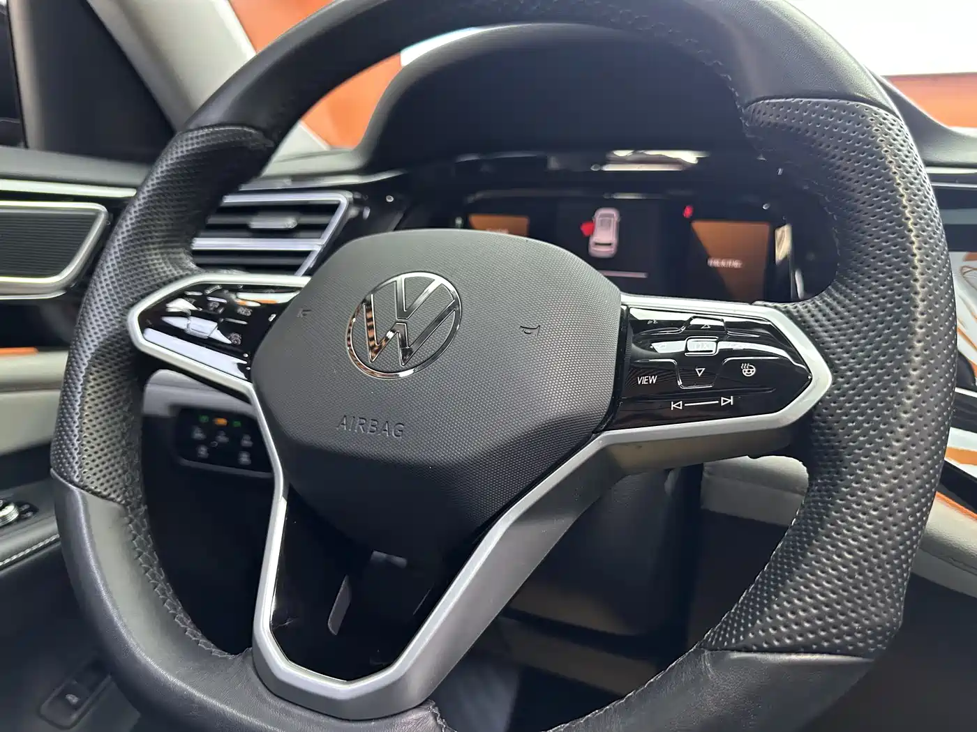 Volkswagen Teramont 2023 380TSI AWD Exclusive Luxury Edition фото 12