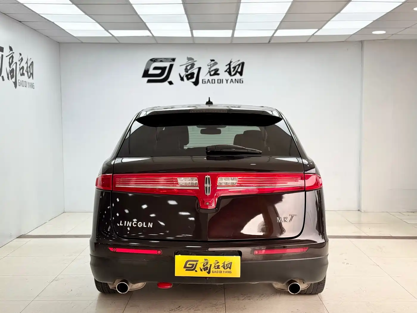 Lincoln MKT 2010 Model 3.5T EcoBoost AWD фото 26