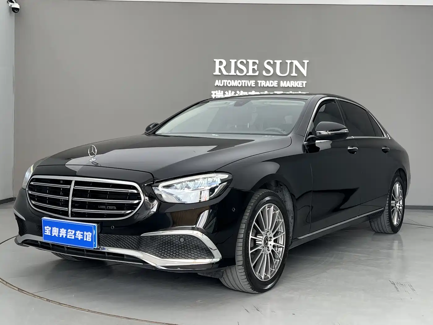 Mercedes-Benz E-Class 2022 E 260 L