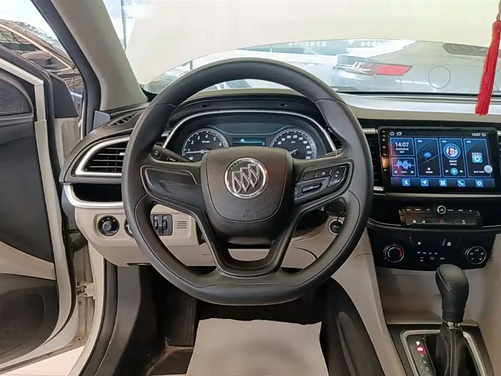 Buick Excelle 2015 15N Automatic Elite фото 11