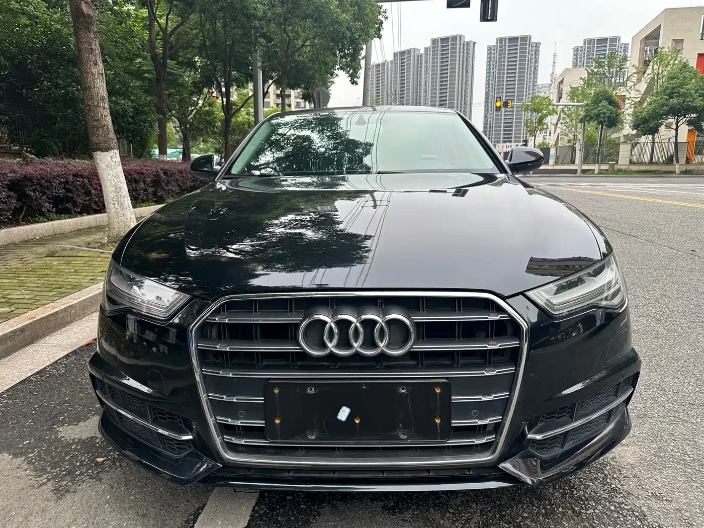 Audi A6L 2018 30th Anniversary 35 TFSI Fashion фото 2