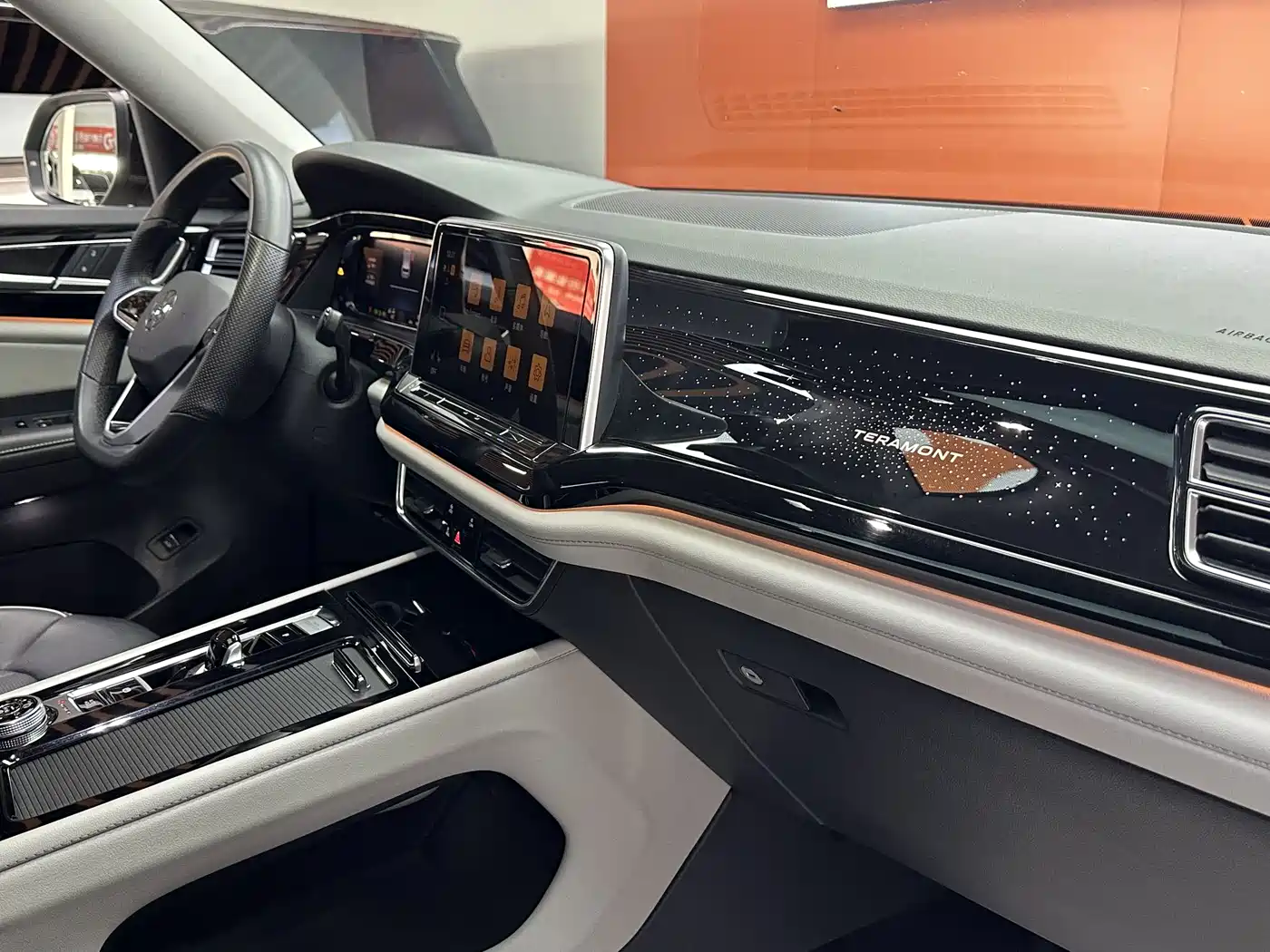 Volkswagen Teramont 2023 380TSI AWD Exclusive Luxury Edition фото 18