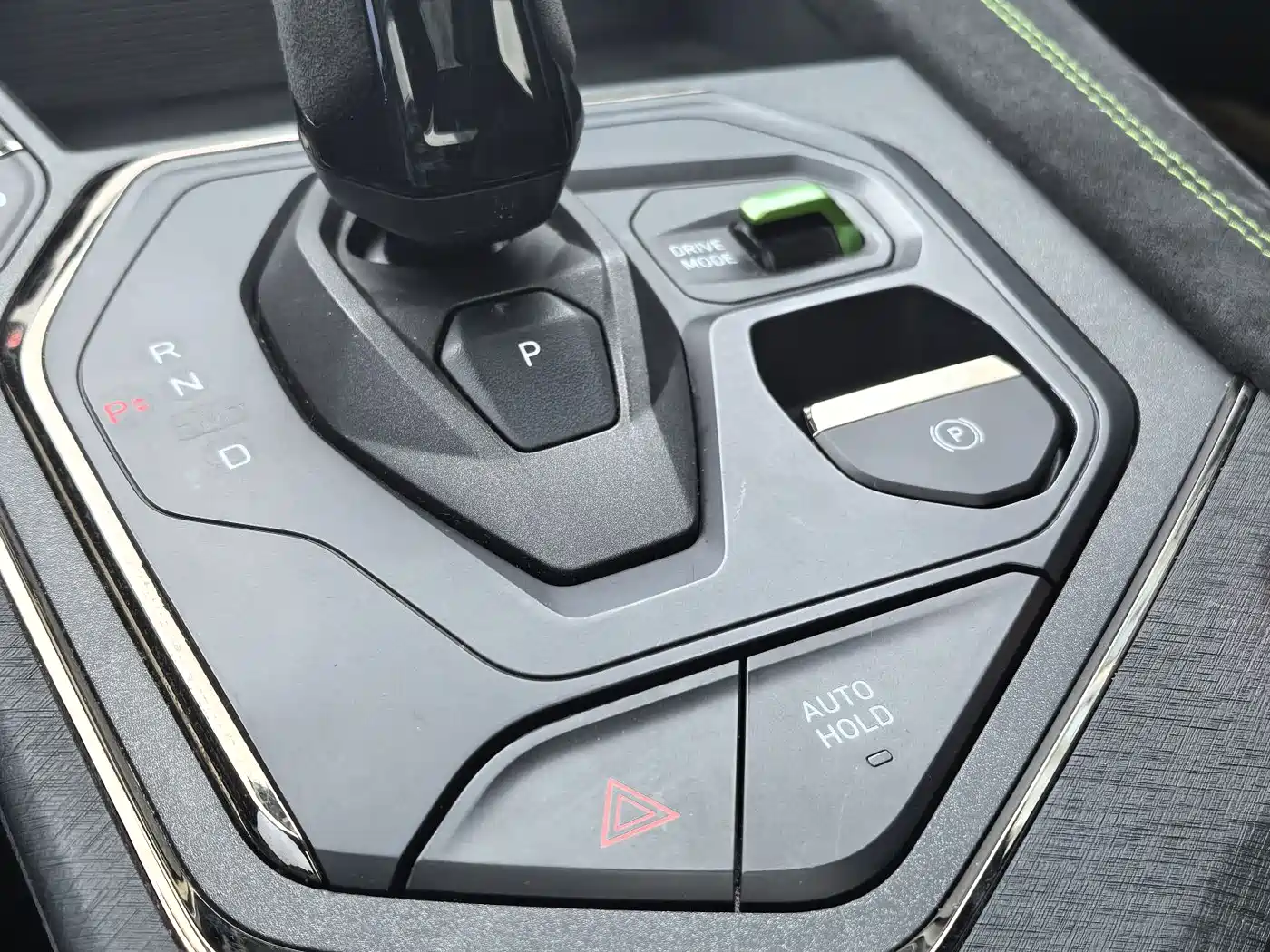 Lynk & Co 05 2022 Model 05+ 2.0TD Automatic Performance Package фото 17