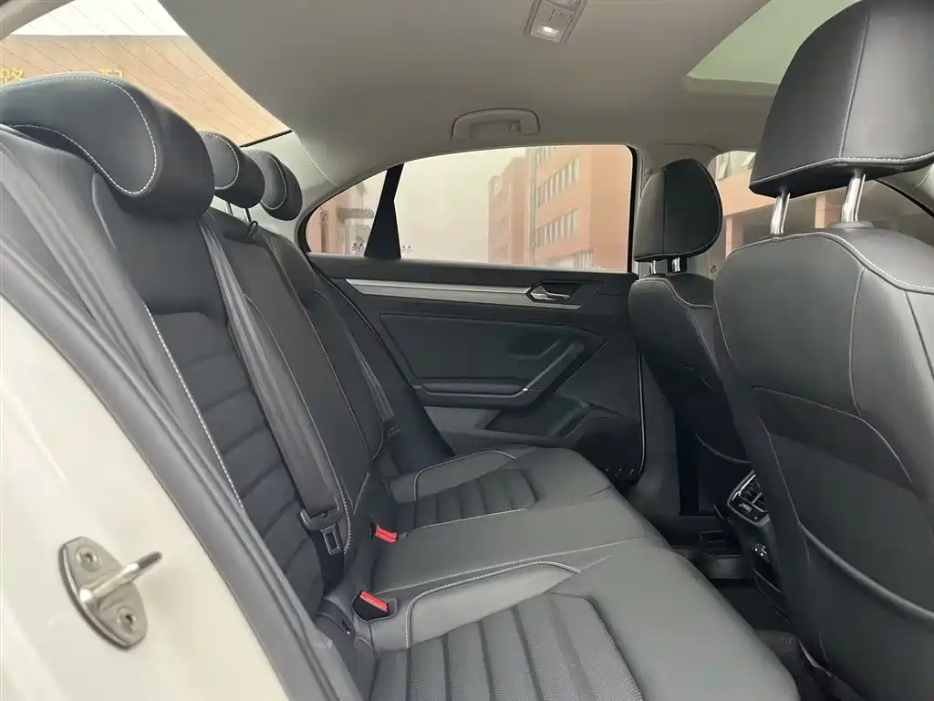 Volkswagen Lamando 2021 Facelift 280TSI DSG Comfort Edition фото 14