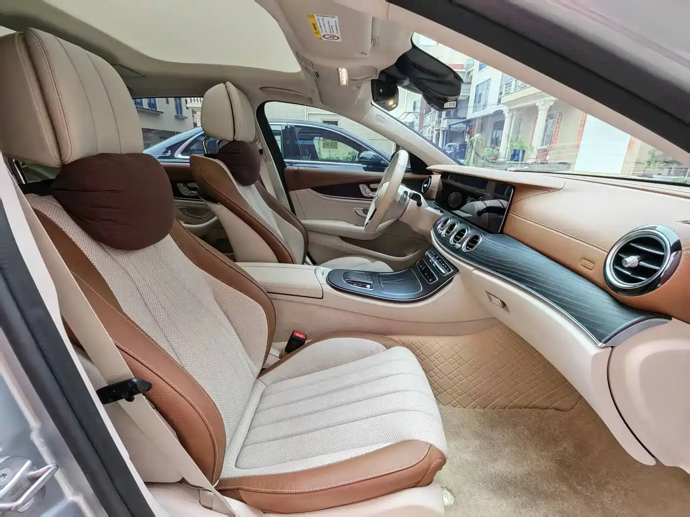 Mercedes-Benz E-Class 2023 E 300 L Premium фото 4