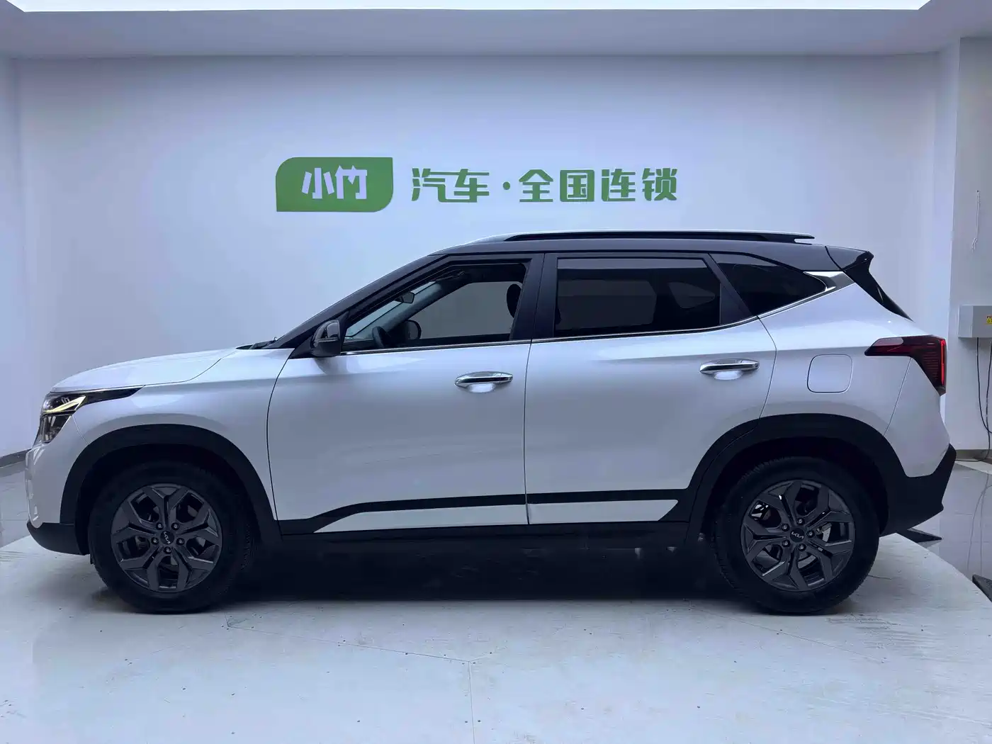 Kia Seltos 2023 1.5L CVT Luxury Edition фото 7