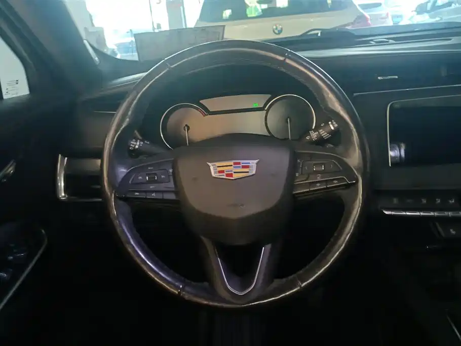 Cadillac XT4 2018 28T FWD Leading Edition фото 15