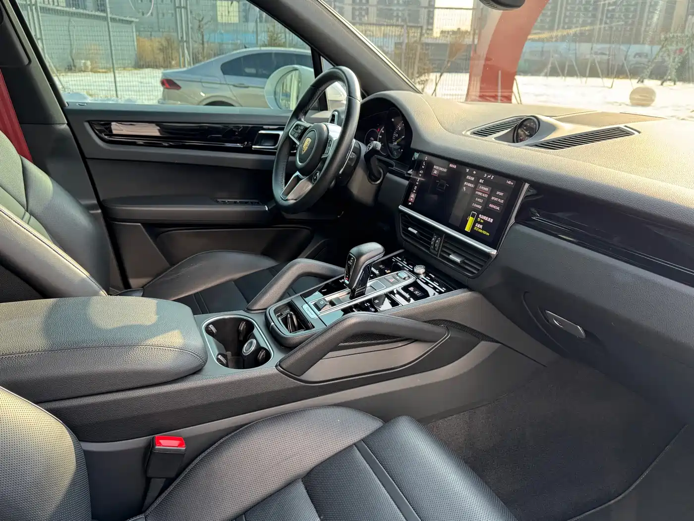 Porsche Cayenne New Energy 2021 Cayenne E-Hybrid 2.0T фото 14