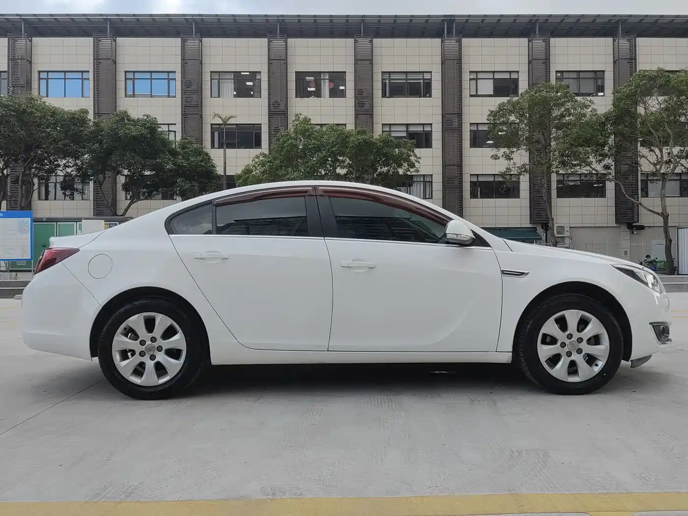 Buick Regal 2014 2.0L Leading Fashion Type фото 11