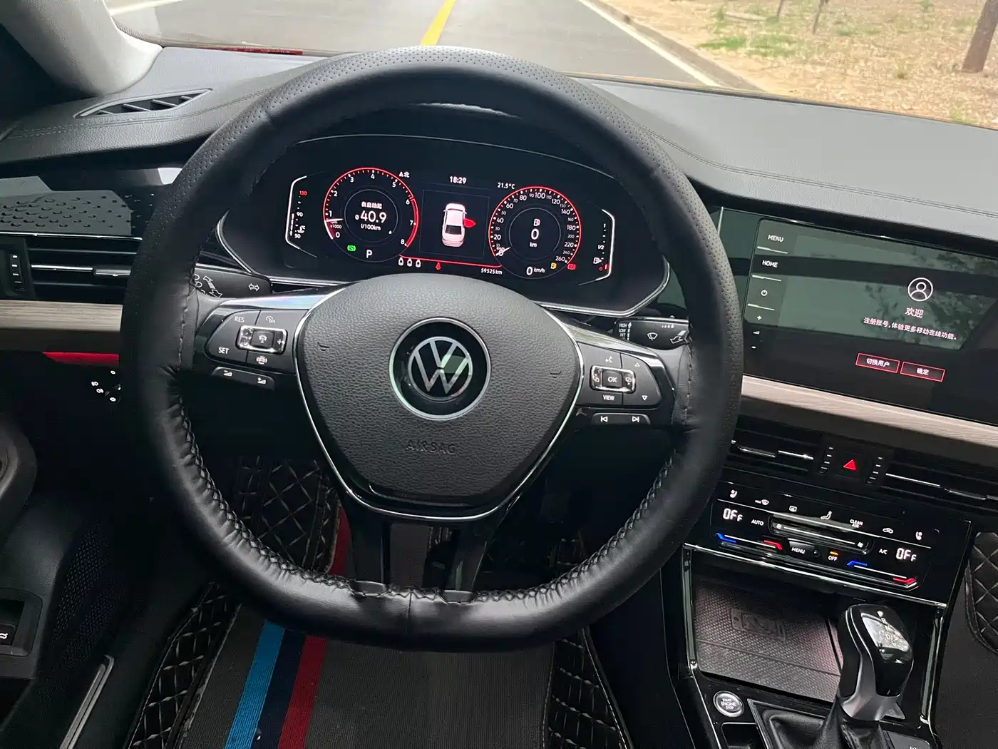 Volkswagen Passat 2021 Model 330TSI Luxury Edition фото 14