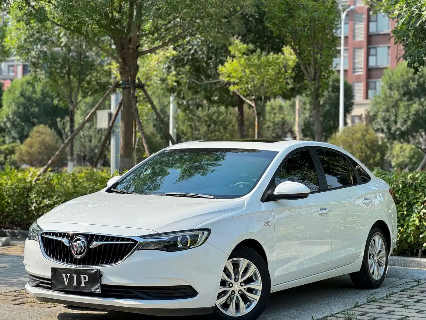 Buick Excelle 2018 15T Dual Clutch Elite (China V)