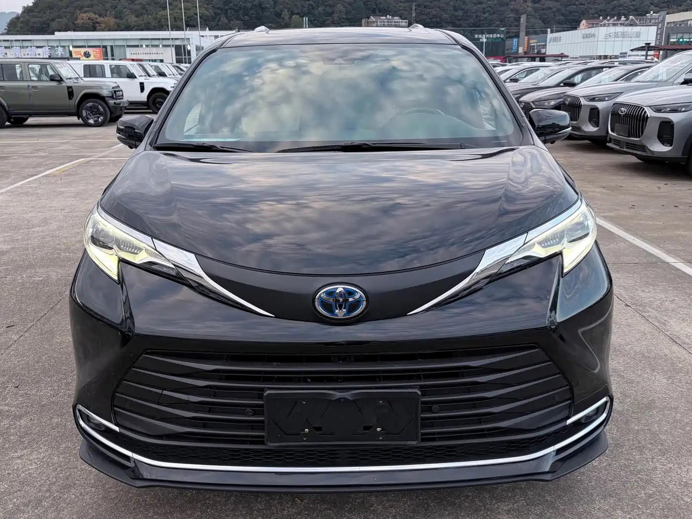 Toyota Sienna 2021 2.5L Hybrid Comfort Edition