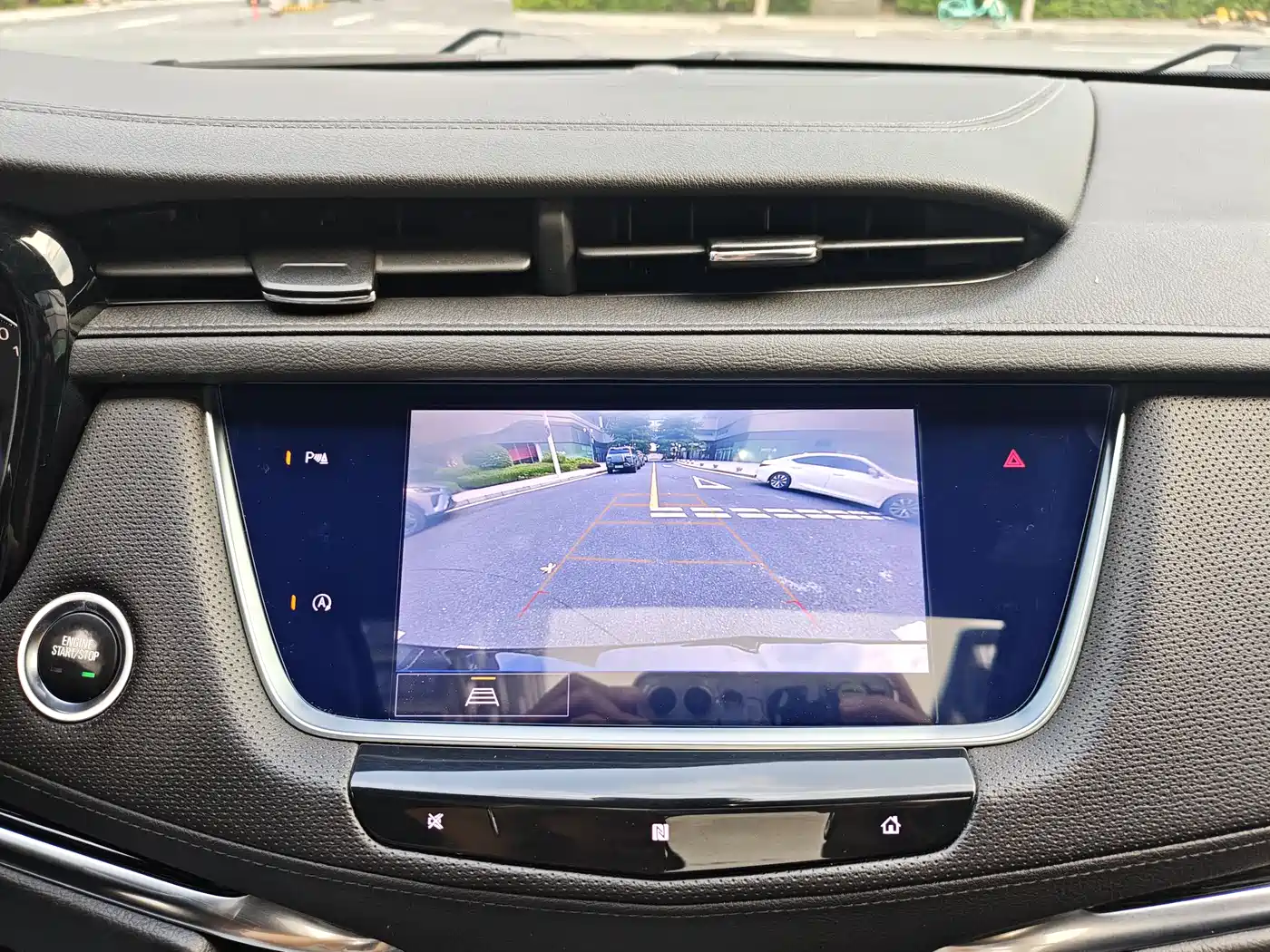Cadillac XT5 2021 2.0T 2WD Luxury Edition фото 9