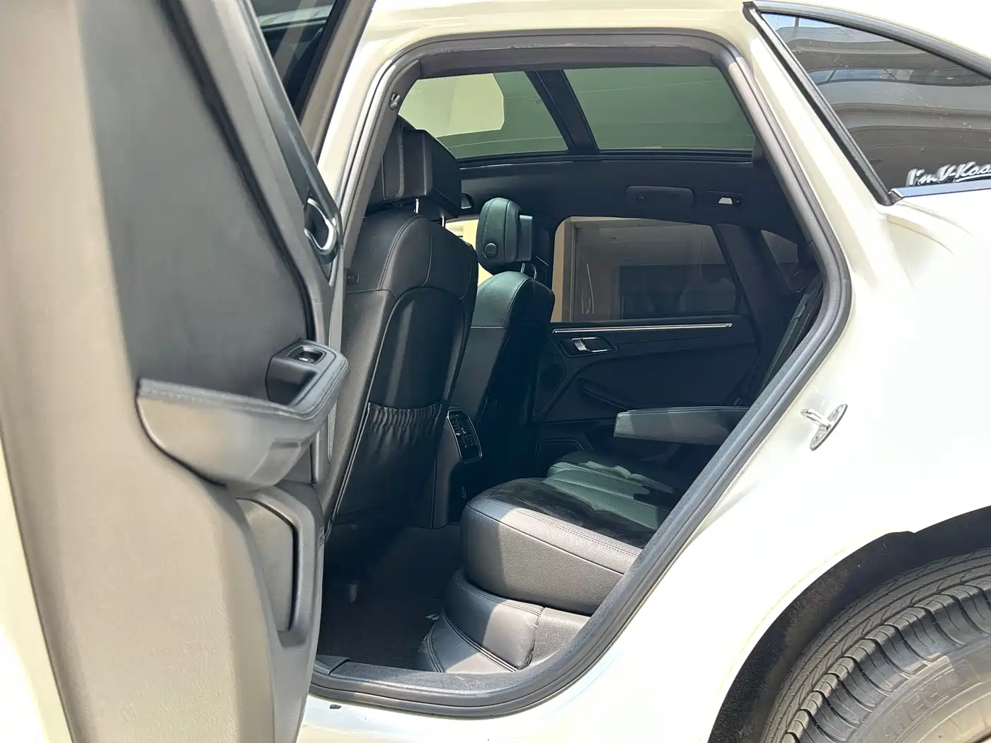 Porsche Macan 2017 Macan 2.0T фото 10