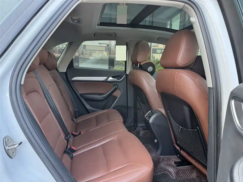 Audi Q3 2015 35 TFSI Comfort фото 7