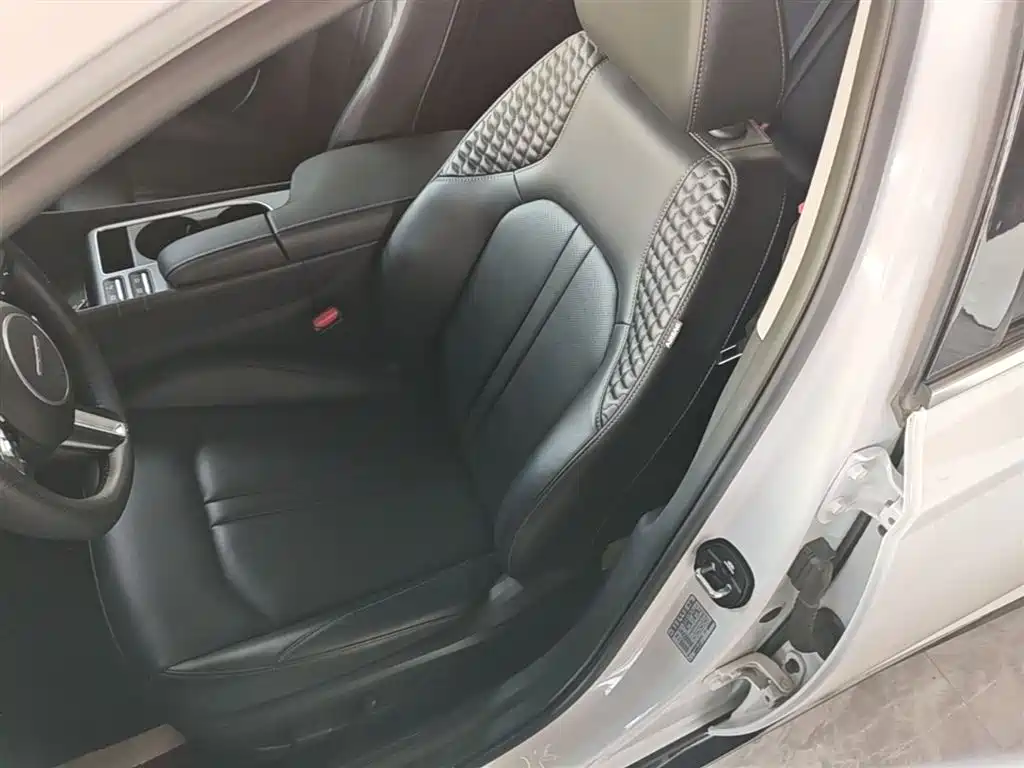 Hyundai Sonata 2024 1.5T Pro фото 15