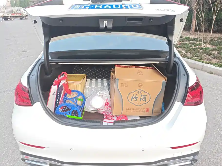 MERCEDES-BENZ C CLASS