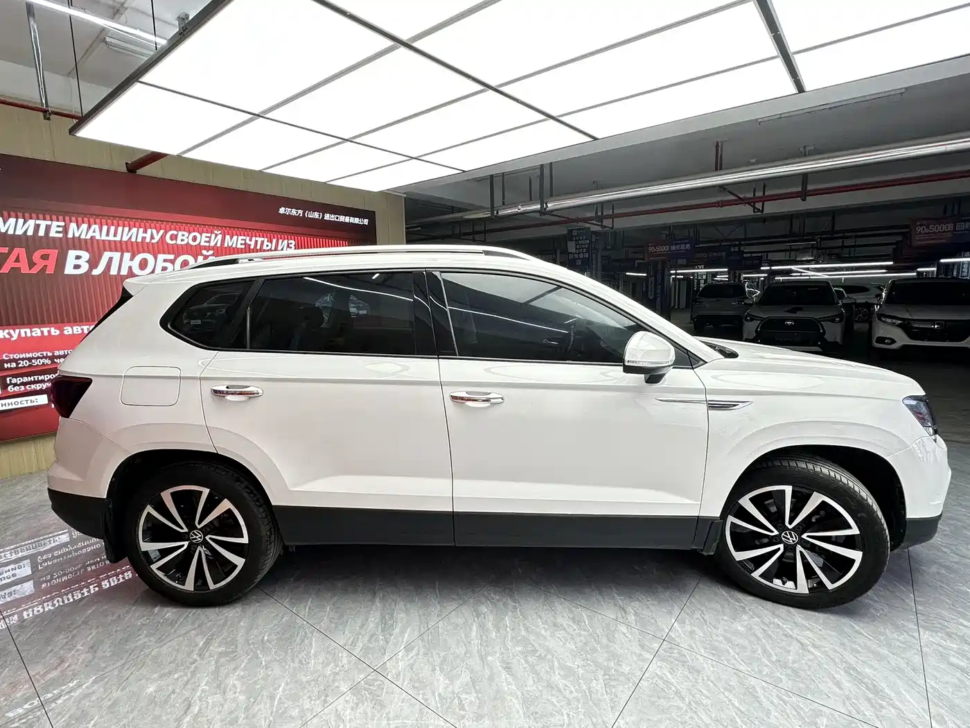 Volkswagen Tharu 2021 280TSI 2WD Luxury Plus фото 4