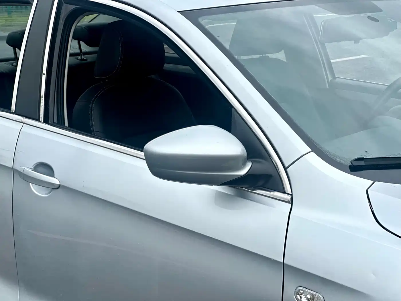 Volkswagen Jetta 2015 1.6L Automatic Luxury фото 18