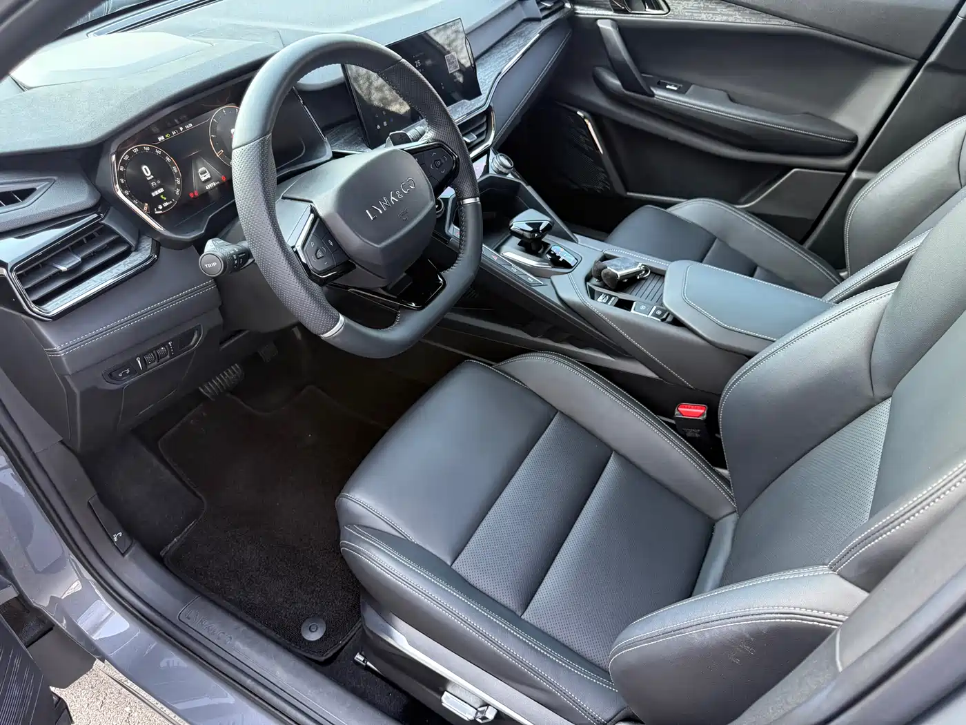 Lynk & Co 06 2020 1.5T Power Pro фото 5