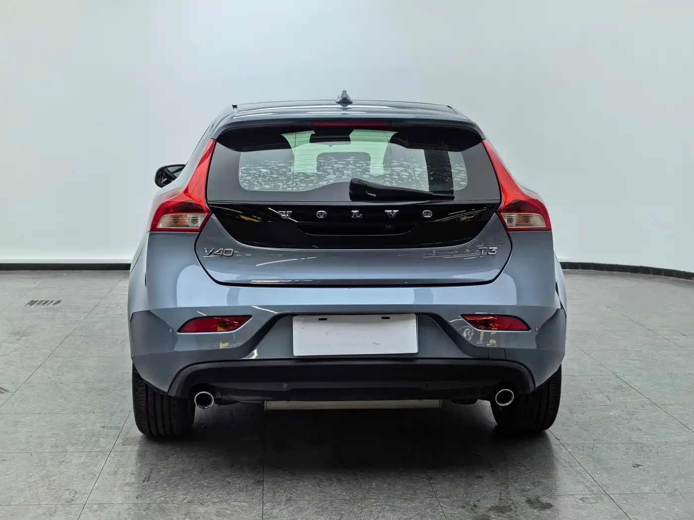 Volvo V40 2018 2017 T3 Momentum