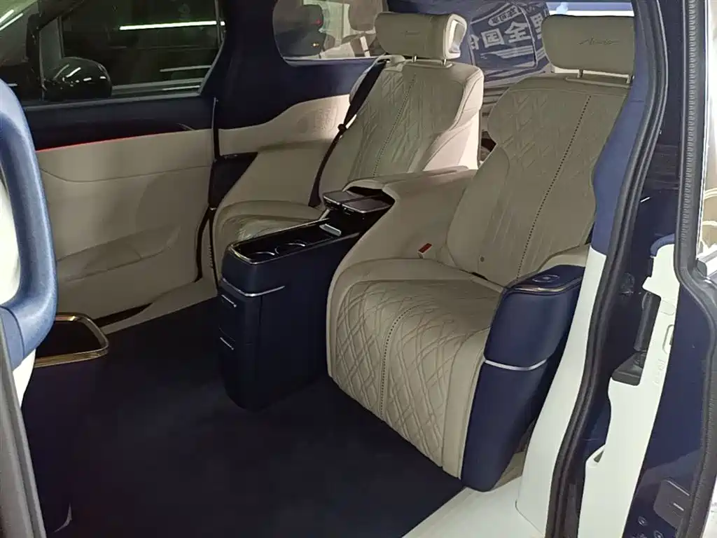 Buick GL8 2020 Avenir Four-Seat Prestige Edition фото 24