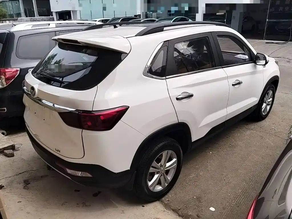 BAIC Huansu S5 2018 2017 1.3T CVT Luxury
