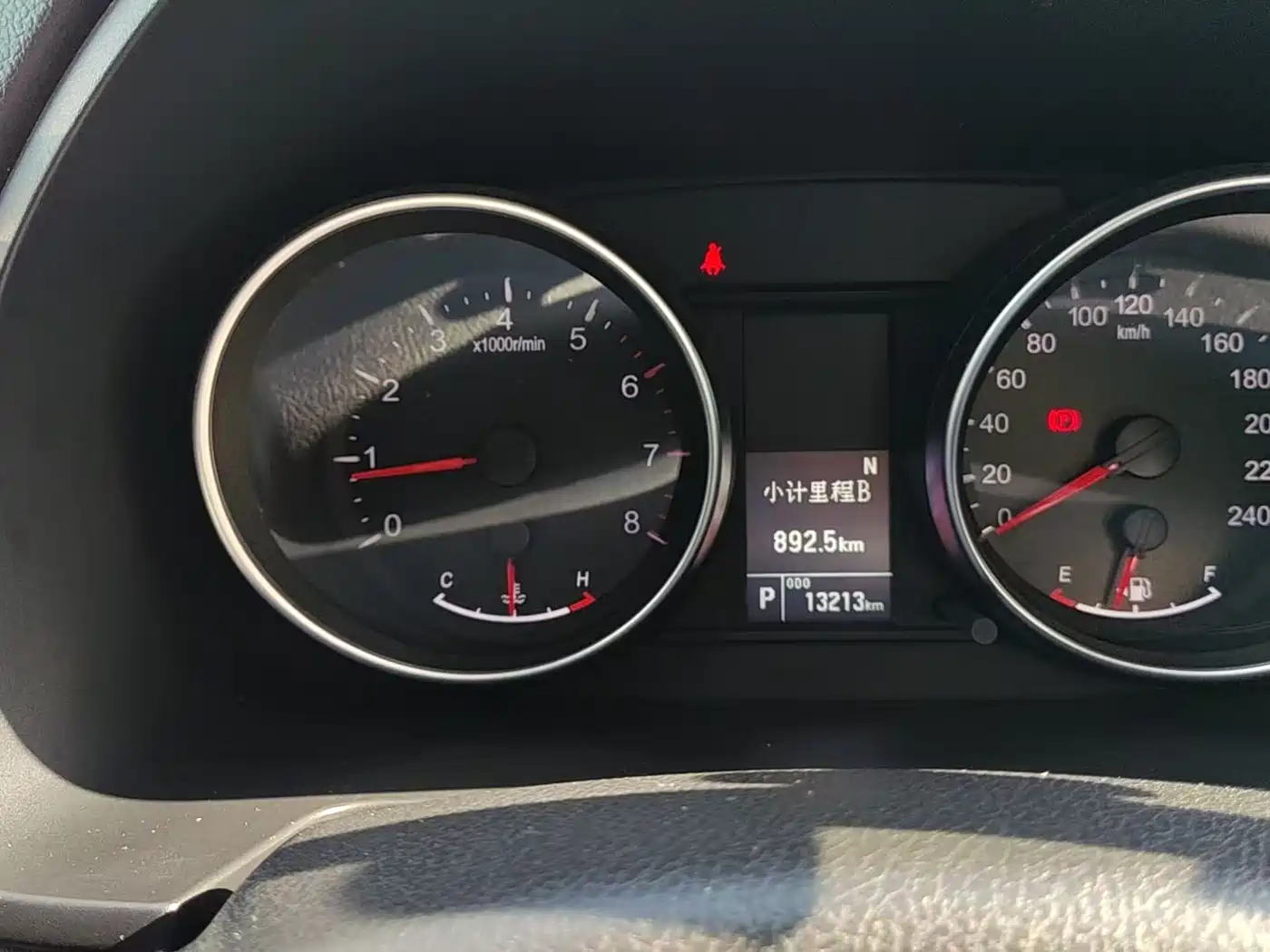 Haval M6 2023 PLUS 1.5T DCT Luxury Smart Connect фото 7
