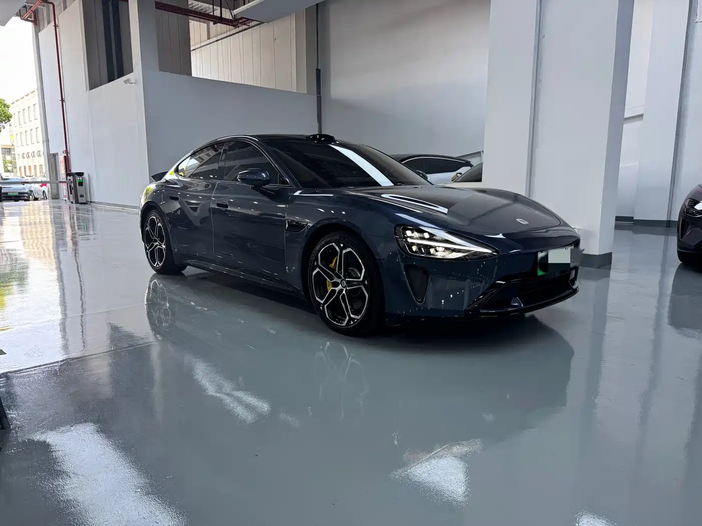 Xiaomi Auto Xiaomi SU7 2024 AWD Extended Range Advanced Smart Driving Max Edition фото 3