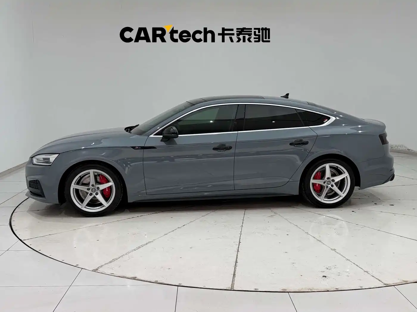 Audi A5 (Import) 2019 Sportback 40 TFSI Fashion фото 6