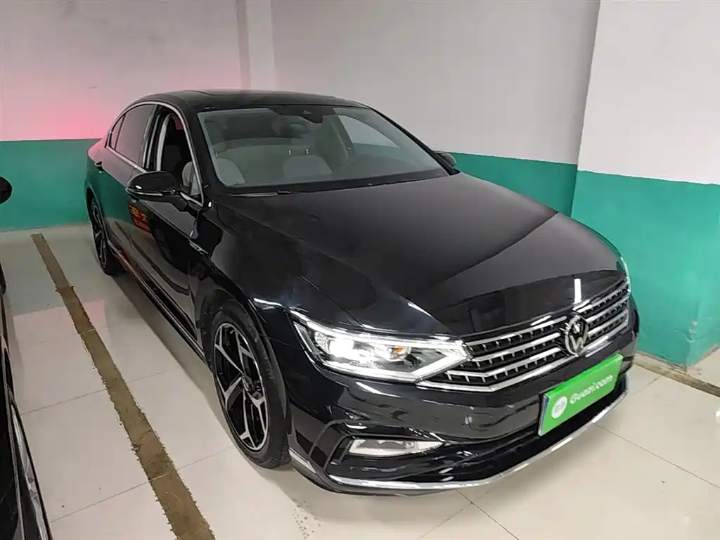Volkswagen Magotan 2023 Model 2 Million Commemorative Edition 330TSI DSG Luxury фото 22