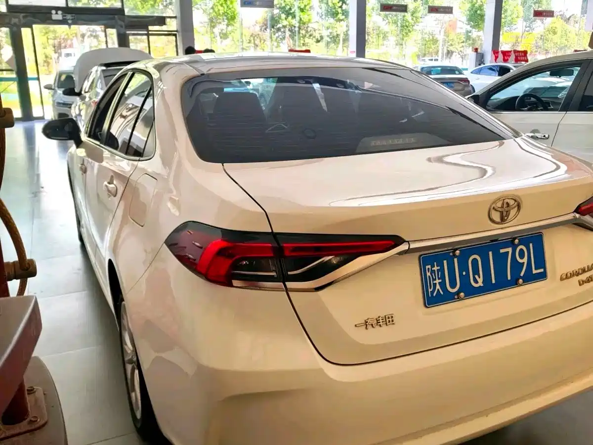 Toyota Corolla 2023 1.2T Elite Edition фото 6